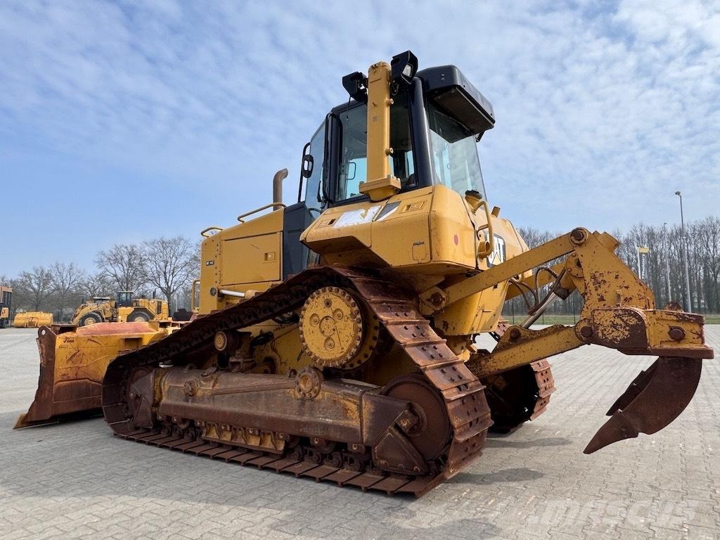 CAT D6N XL 履帶推土機