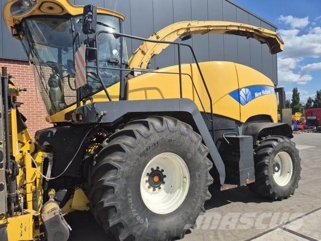 New Holland FR9080 自走式飼料採集機