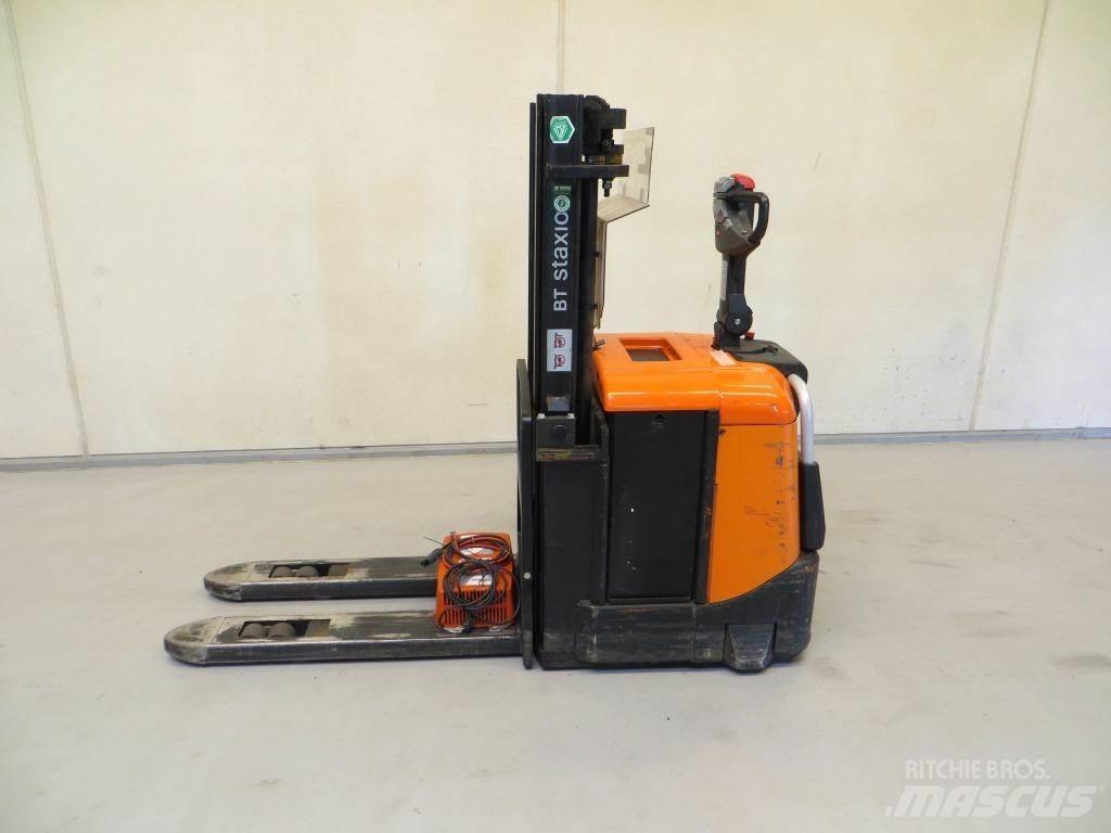 BT SPE125 自走式堆積機