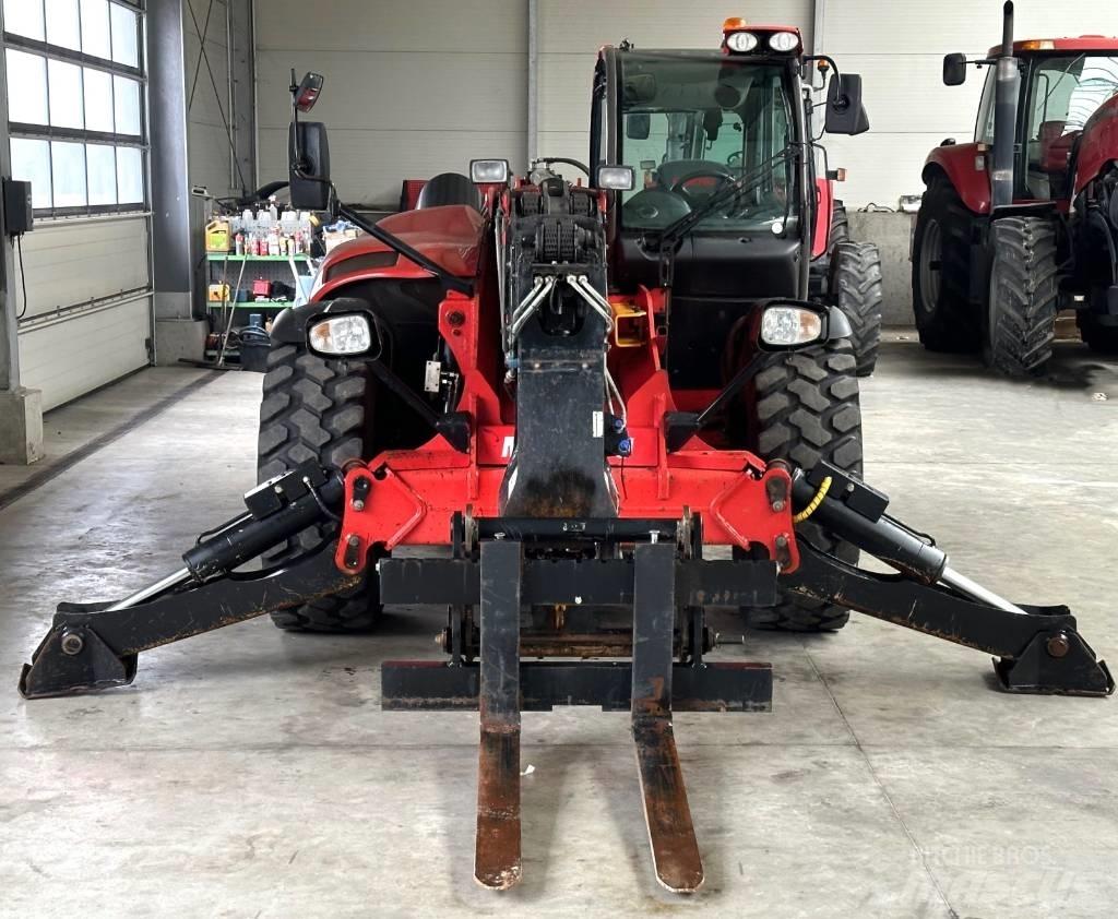 Manitou MT 1840 伸縮臂操作車