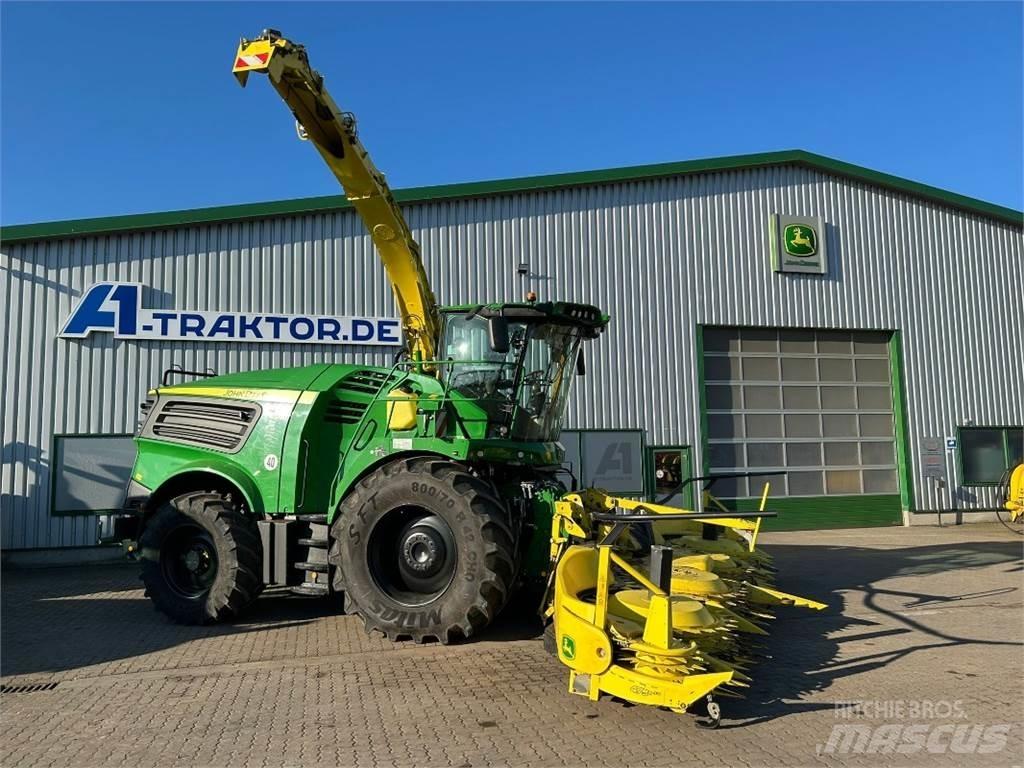 John Deere 8400i 牧草收穫機
