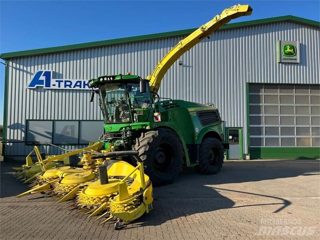 John Deere 8400i 牧草收穫機