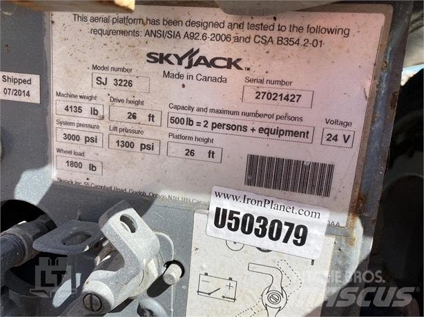 SkyJack SJ III 3226 剪式升降機