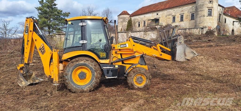 JCB 3CX 反鏟裝載機
