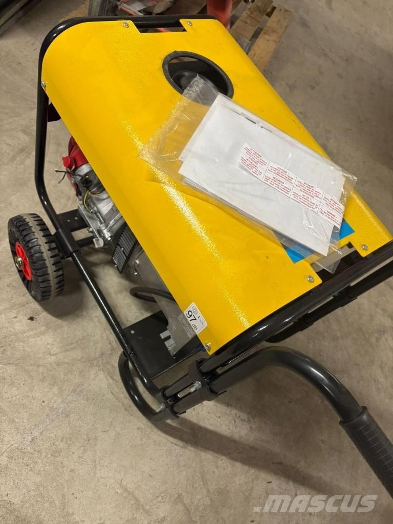 Atlas Copco QEP 8 汽油發電機