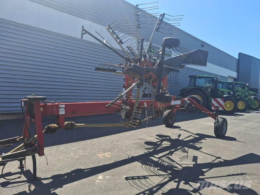 Fella TS 1402 堆草機