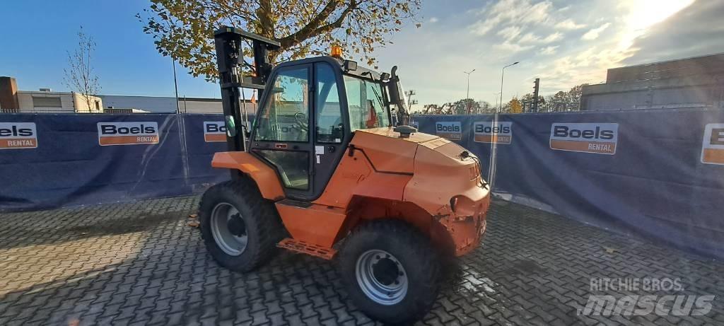 Manitou M30-4 柴油卡車