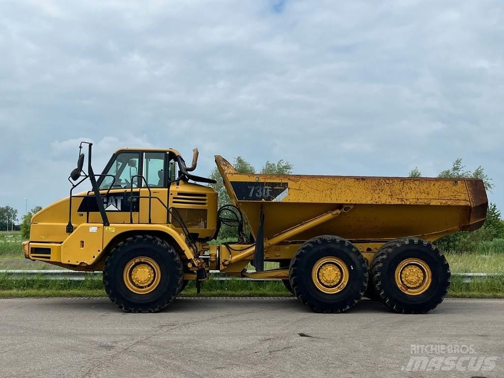 CAT 730 鉸接式起吊車