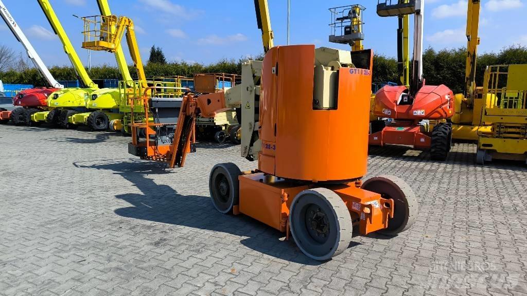 JLG E 300 AJP 曲臂高空作業車