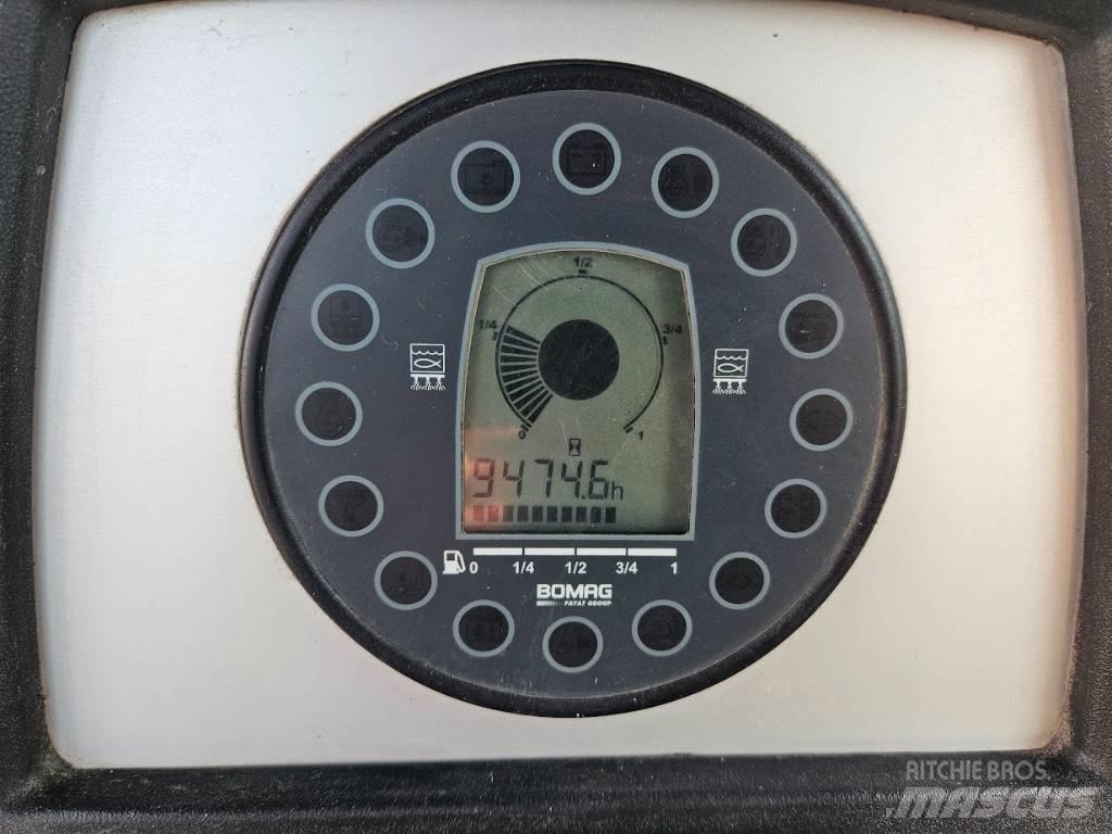 Bomag BW 174 A P-4 雙輪滾壓機