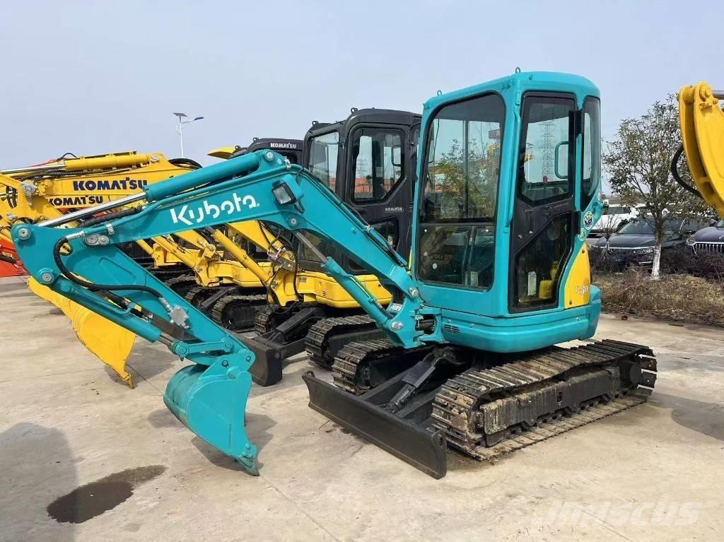 Kubota U 30 小型挖土機/掘鑿機<7t(小型挖掘機)