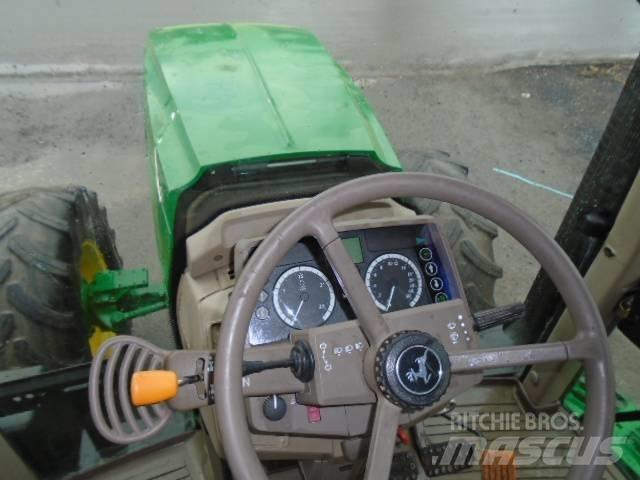 John Deere 6115 M 曳引機