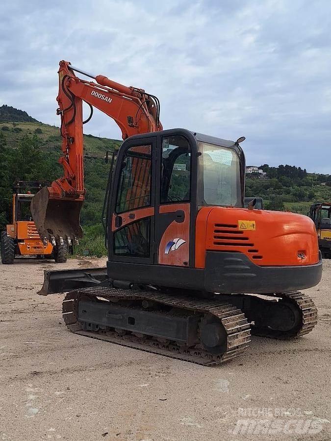 Doosan SOLAR 75V 特殊挖土機/掘鑿機/挖掘機