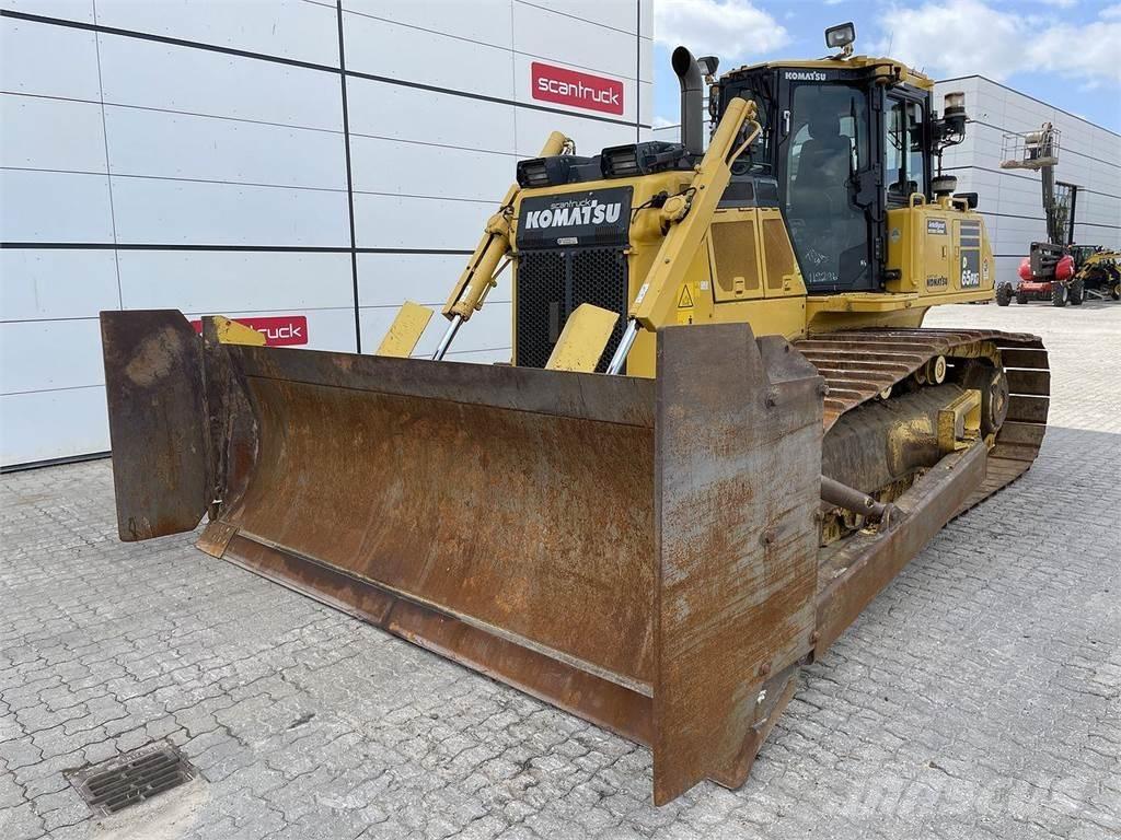 Komatsu D65PXI-18 履帶推土機