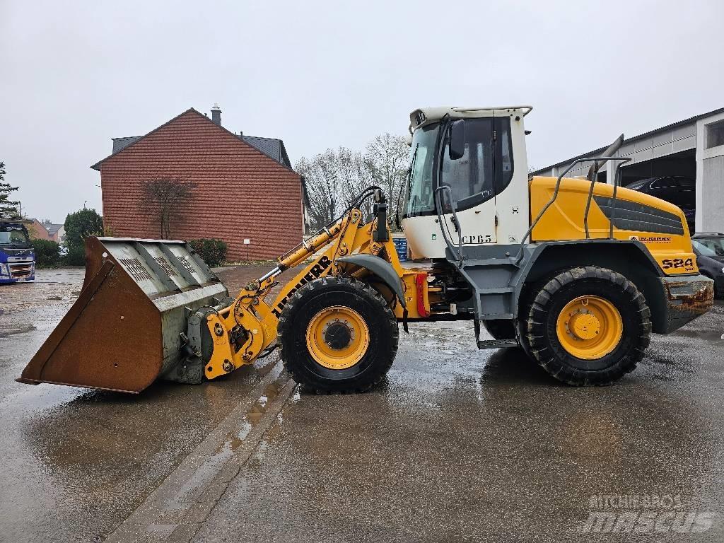 Liebherr L 524 輪胎式裝載機