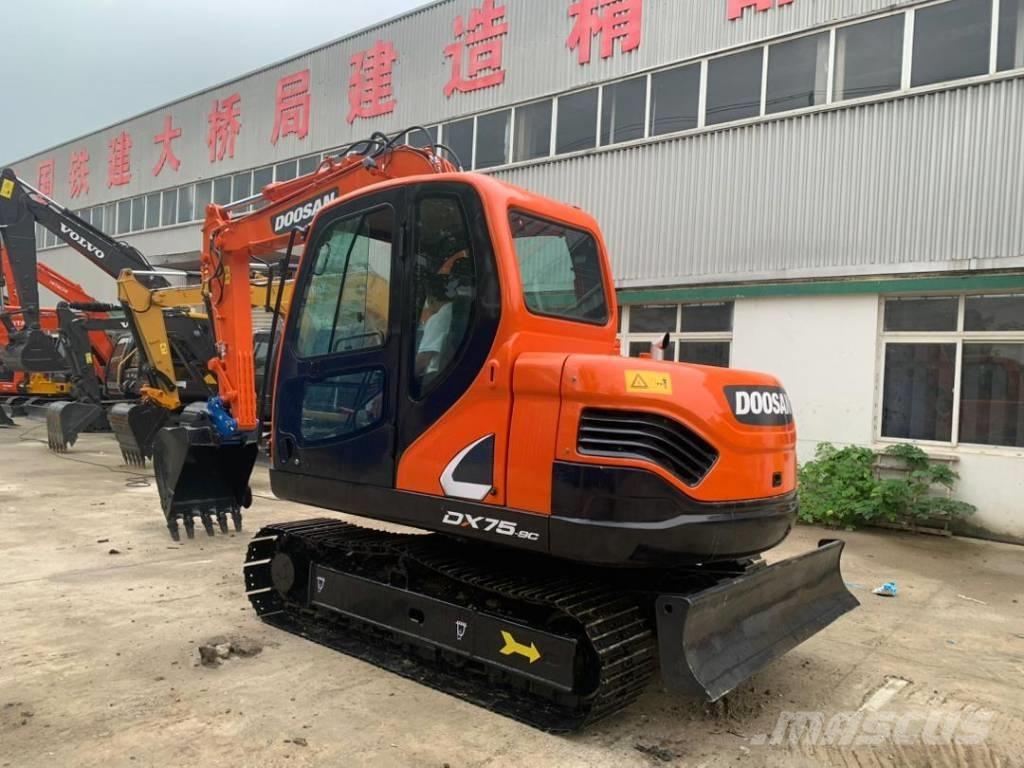 Doosan DX 75-9 C 中型挖土機/掘鑿機/挖掘機 7t-12t