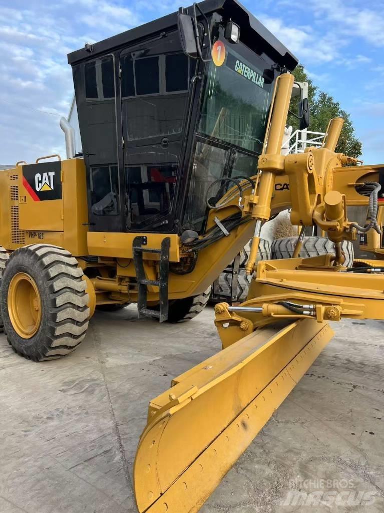 CAT 140 G 平土機