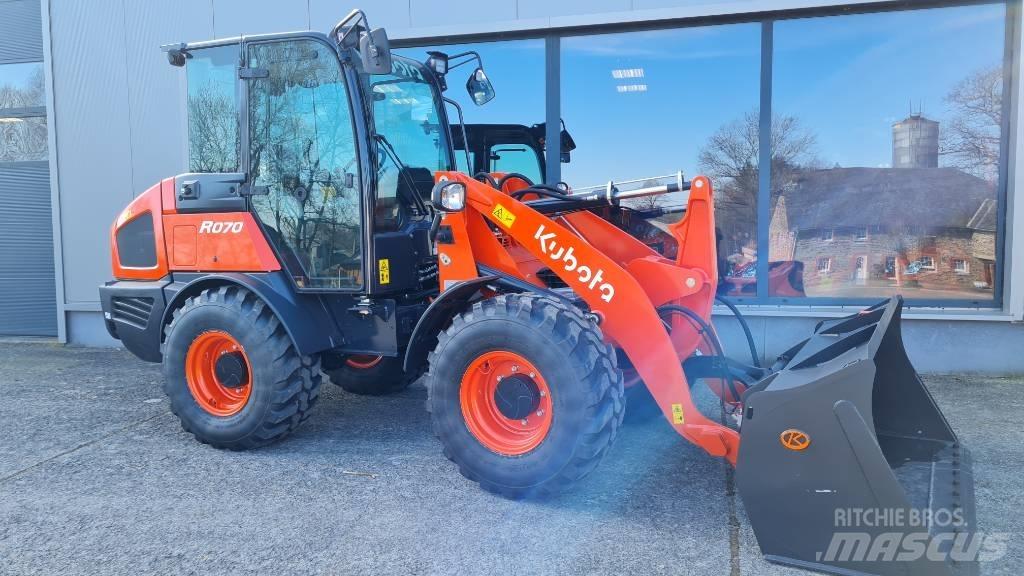 Kubota R 070 輪胎式裝載機