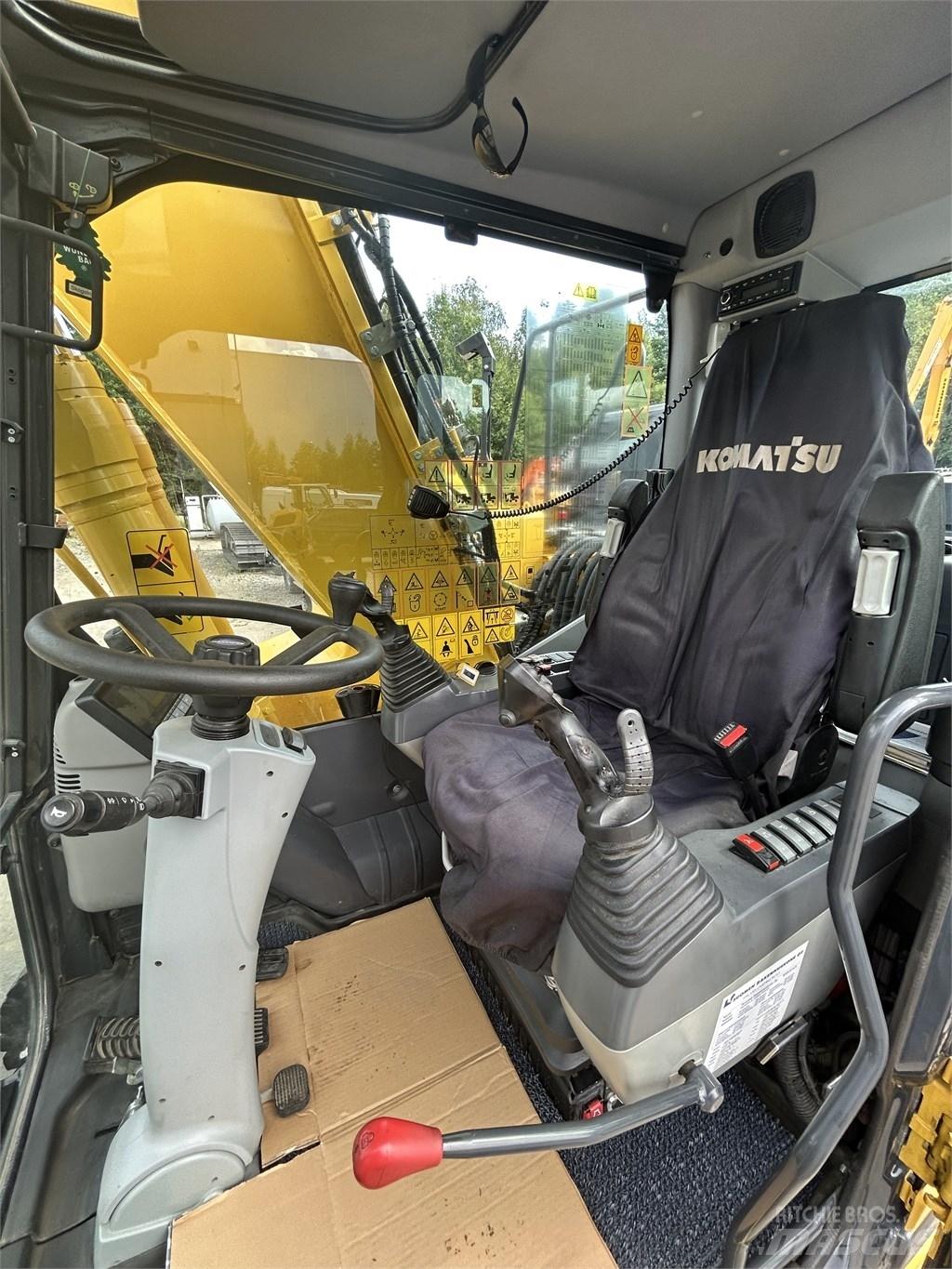 Komatsu PW 180-11 旋轉式挖土機/掘鑿機/挖掘機