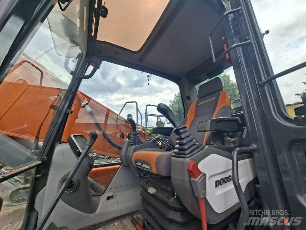 Doosan DX225LC-5 履帶式 挖土機/掘鑿機/挖掘機