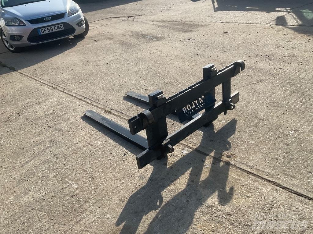 Taylor PALLET FORKS 叉