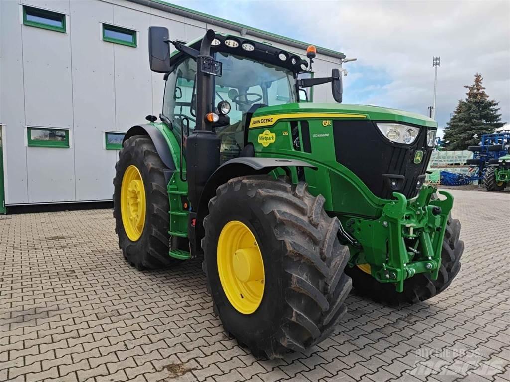 John Deere 6R 215 曳引機