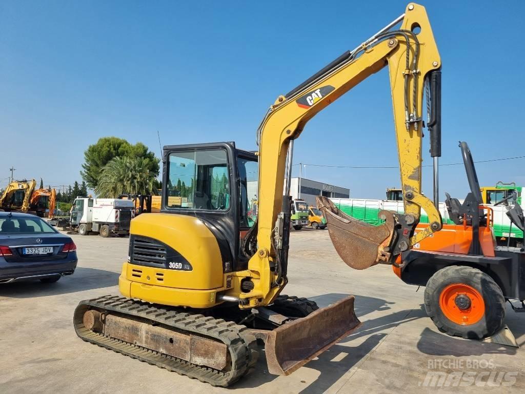CAT 305 D CR 小型挖土機/掘鑿機<7t(小型挖掘機)
