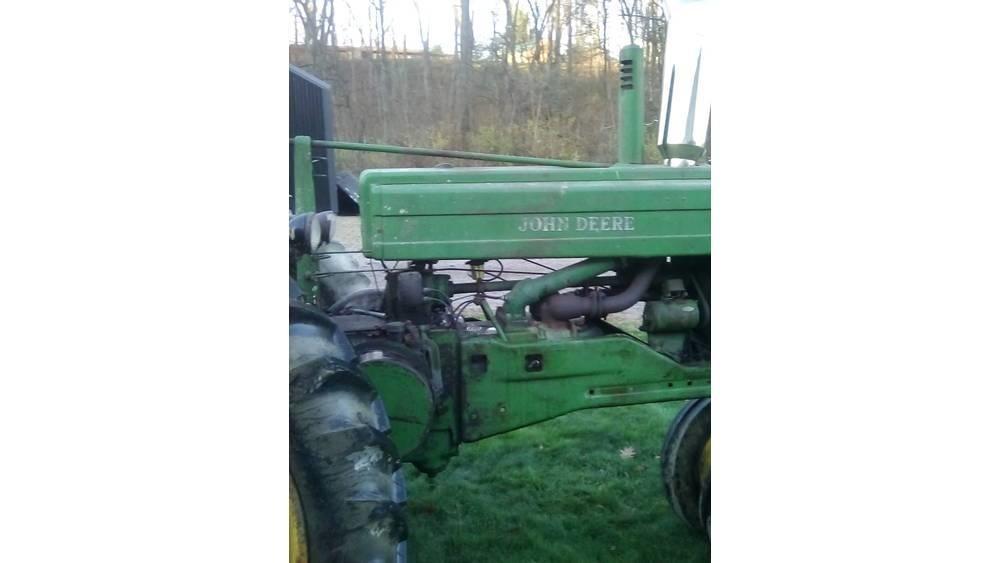 John Deere B 曳引機