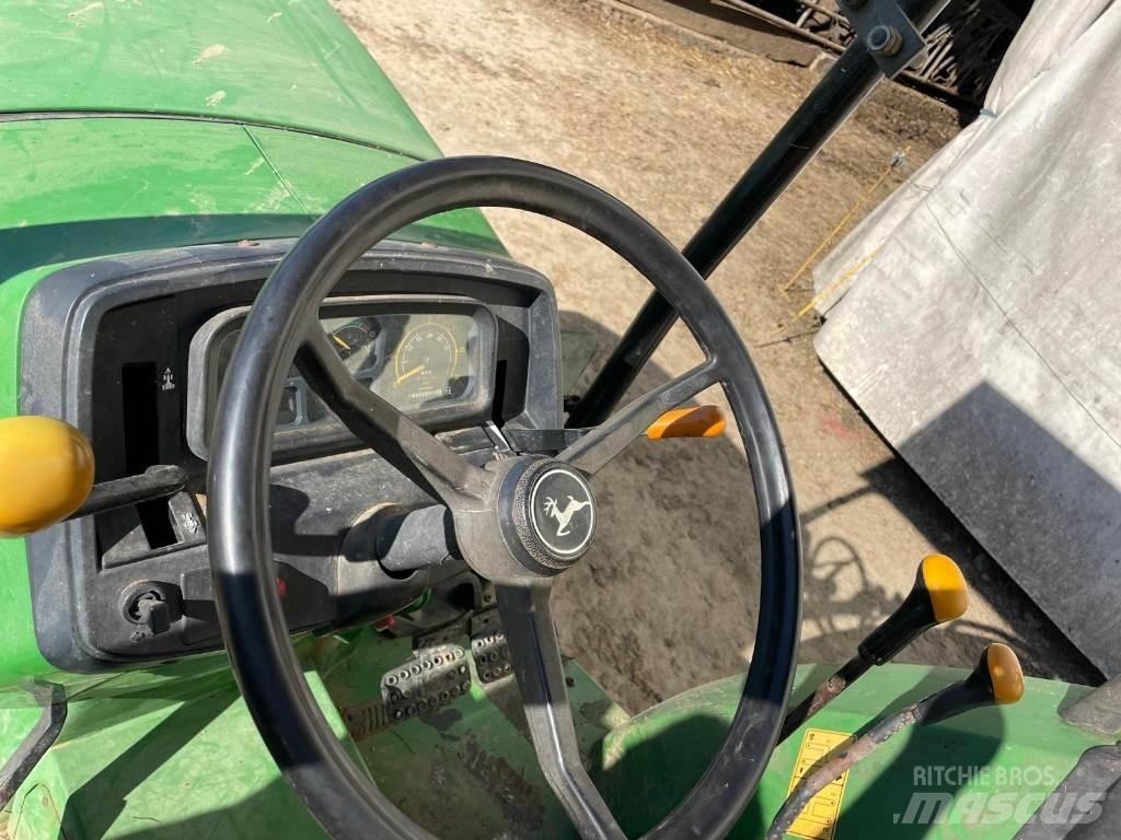 John Deere 5215 曳引機