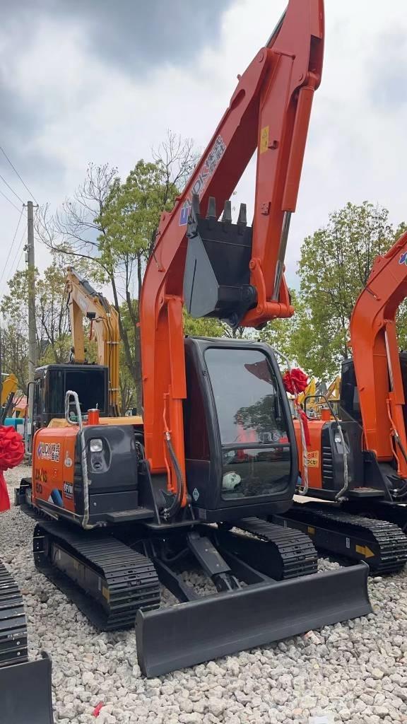 Hitachi Zaxis 60 小型挖土機/掘鑿機<7t(小型挖掘機)