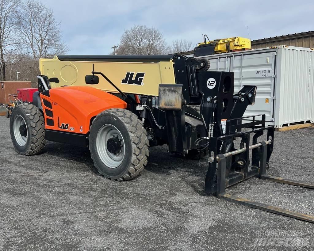 JLG 1255 伸縮臂操作車