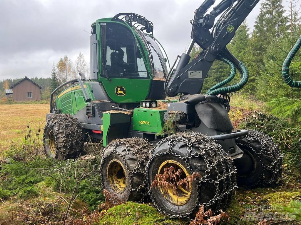 John Deere 1070G 收穫機