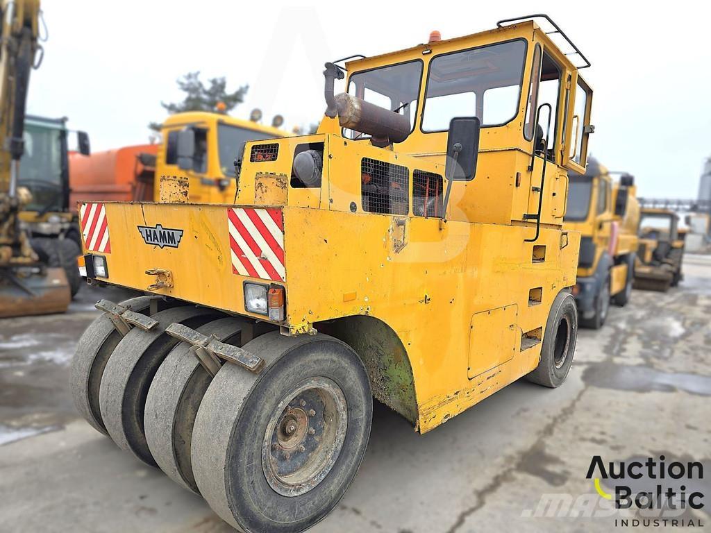 Hamm GRW 18 膠輪滾壓機