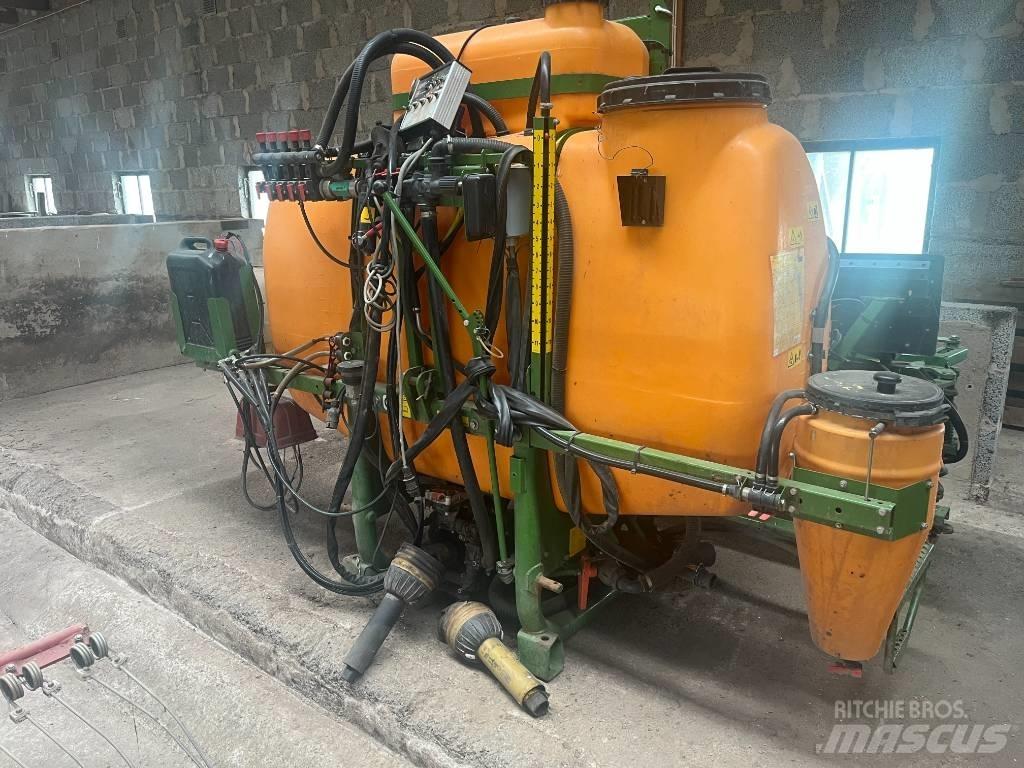 Amazone UF 1000 承載式噴霧機