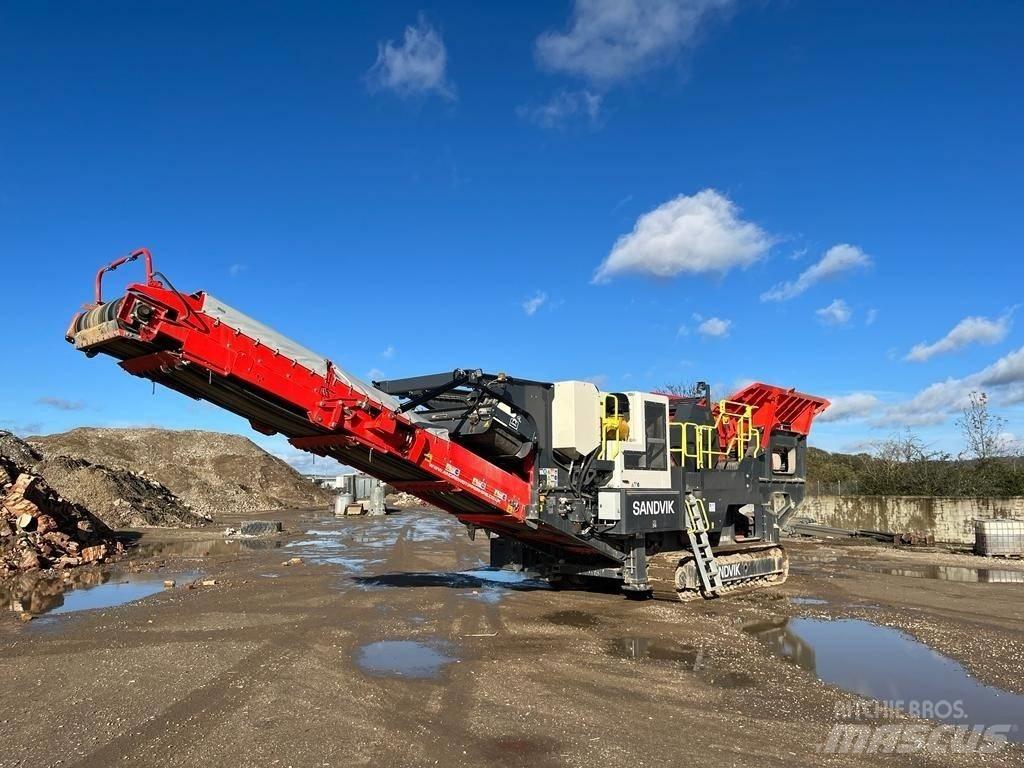Sandvik QJ 341 移動式壓碎機