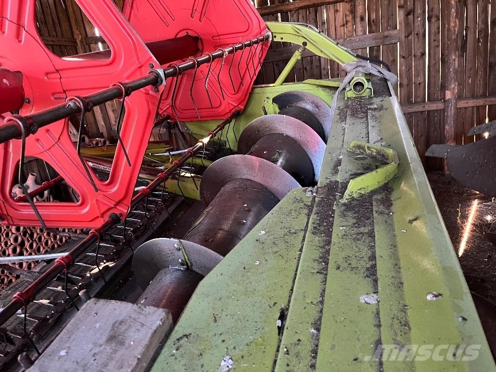 CLAAS Medion 310 聯合收穫機