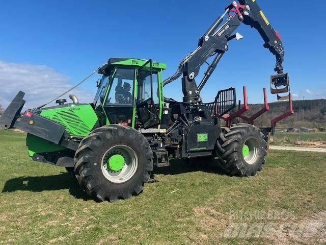 Noe NF210-4R 林業用曳引機