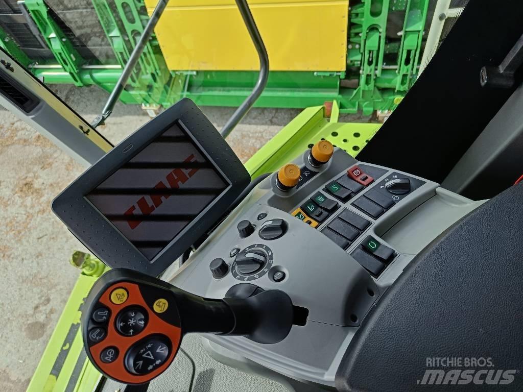 CLAAS Lexion 670 聯合收穫機