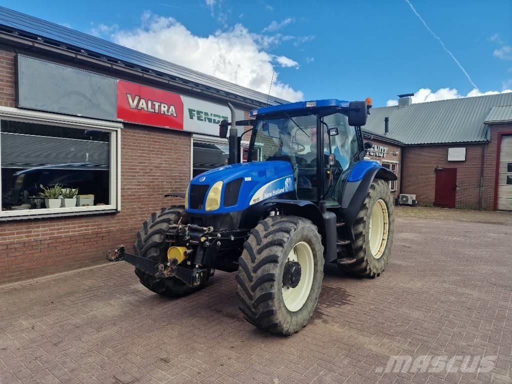 New Holland TS 135 A 曳引機
