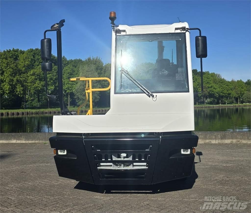 Terberg YT193 終端式曳引機