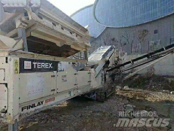 Terex FINLAY683 移動式篩選機