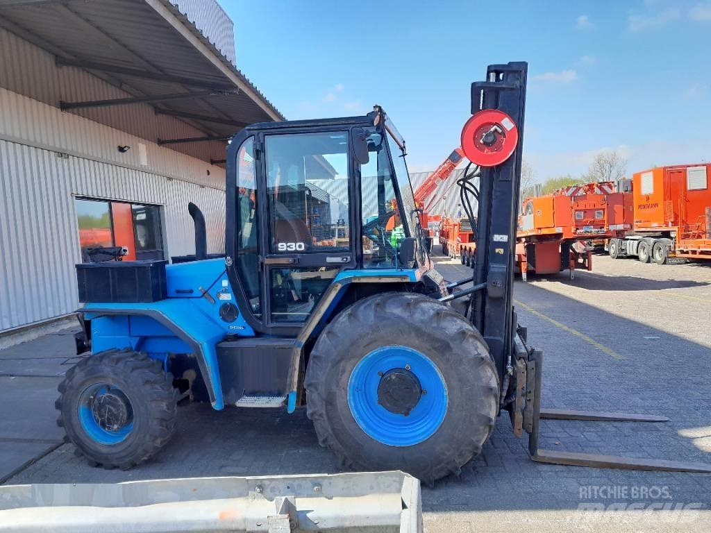 JCB 930-4/55 越野車