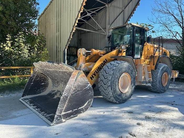 Hyundai HL970 輪胎式裝載機