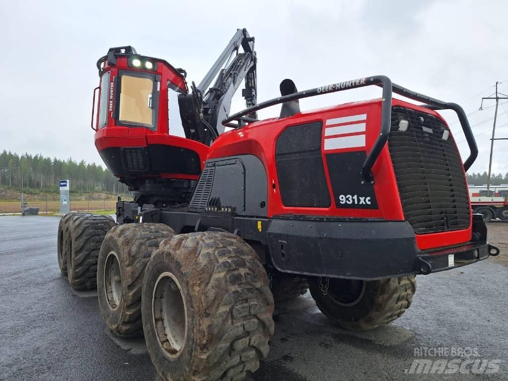 Komatsu 931XC 收穫機