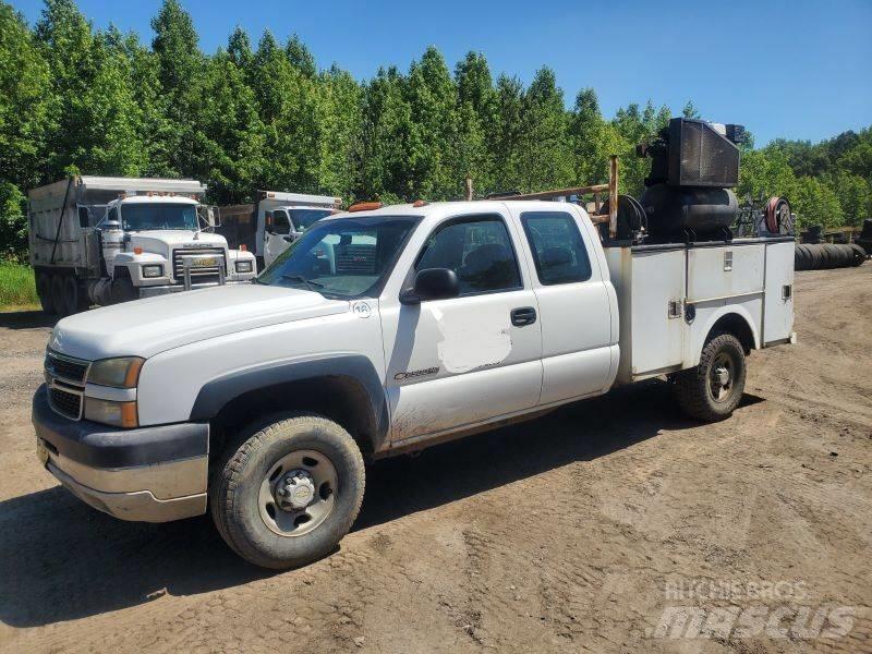 GMC 2500 皮卡.傳統半斗卡車/側卸板