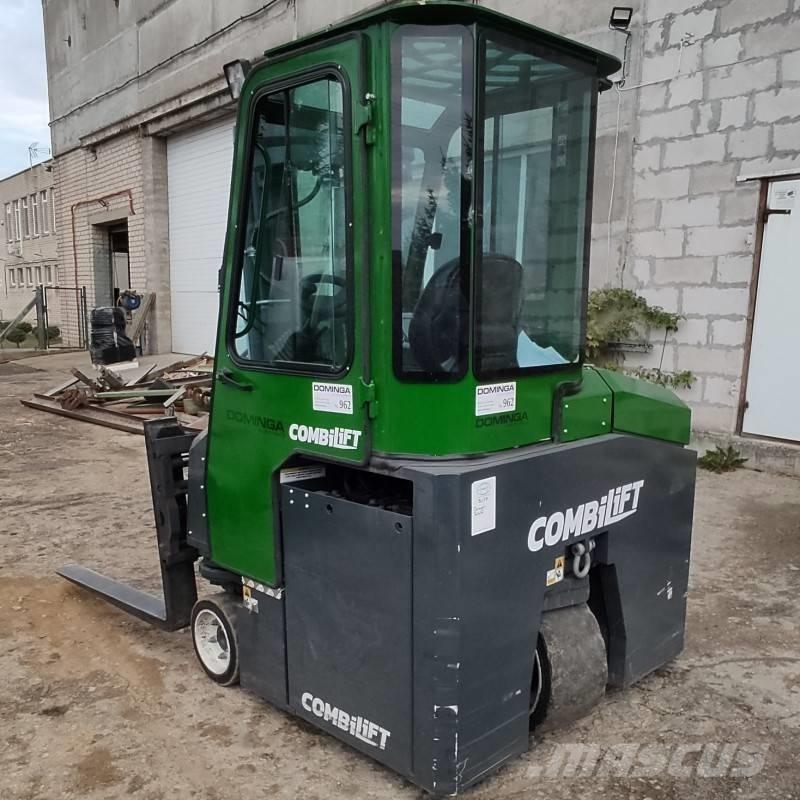 Combilift CBE 2500 四向前伸式堆高機(叉車)