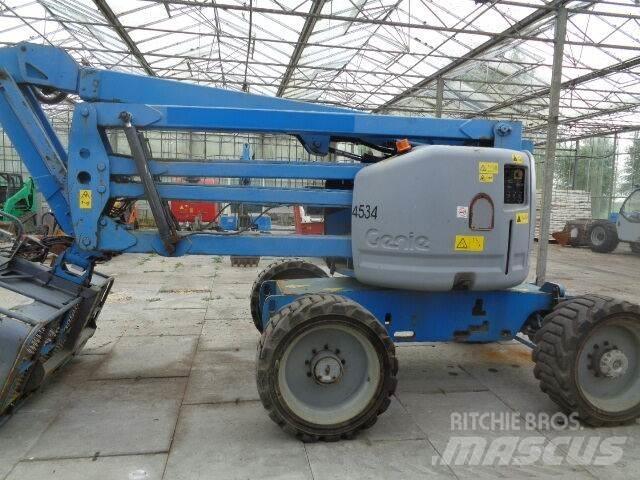 Genie Z45/25 曲臂高空作業車