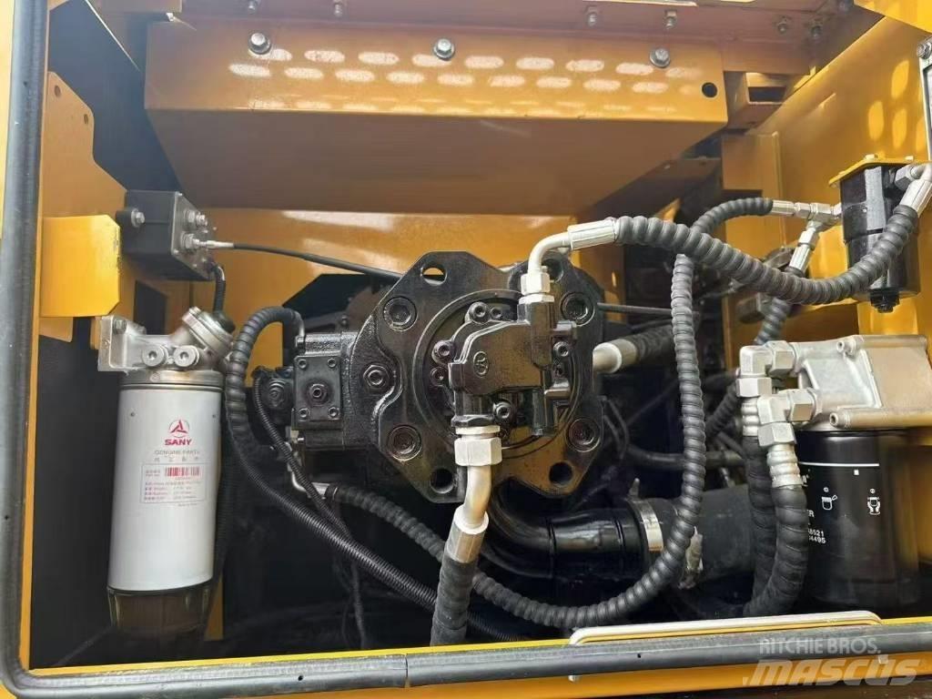 Sany 215C 履帶式 挖土機/掘鑿機/挖掘機