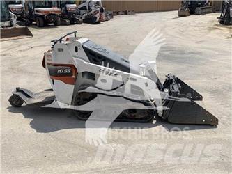 Bobcat MT55 滑移轉向裝載機