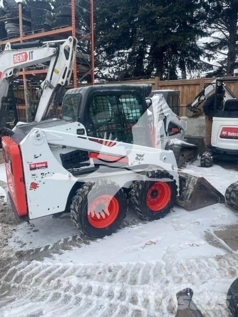 Bobcat S450 滑移轉向裝載機